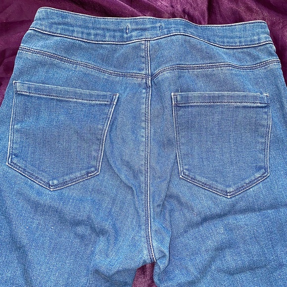 Forever 21 Blue Denim Jeans - Picture 4 of 5